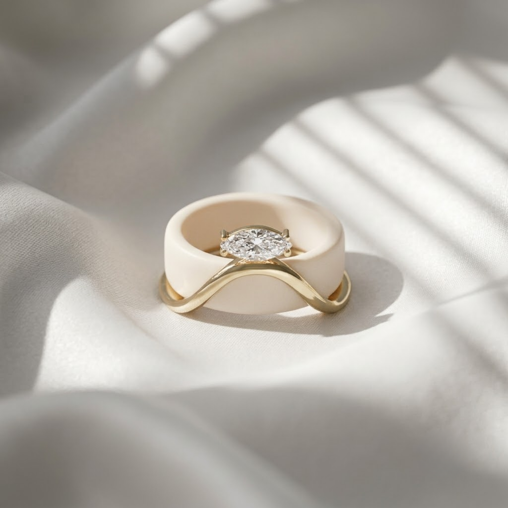 Marquise Solitaire Oura Ring Silver Wave Jacket