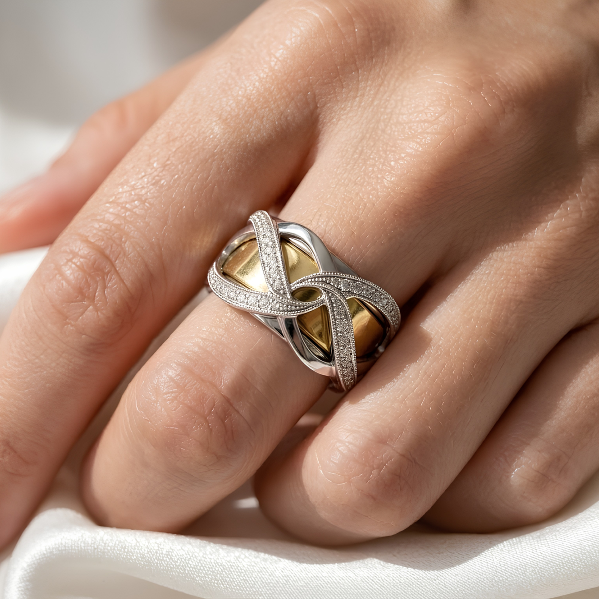 Interwoven Pavé Oura Ring Cover, Moissanite Smart Ring Jacket