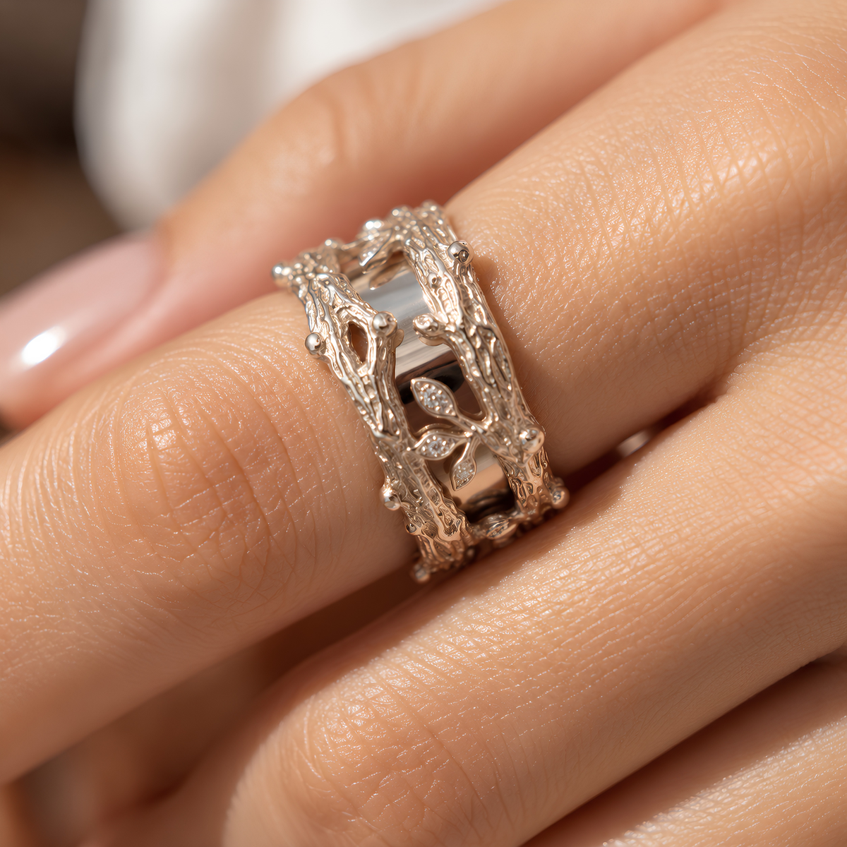 Forest Leaf Oura Ring 5 Jacket, Moissanite Pavé Smart Ring Cover