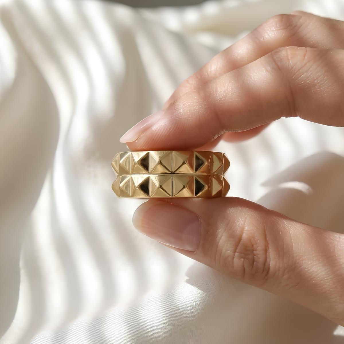 Double Pyramid Oura Ring 5 Gold Vermeil Full Smart Ring Jacket