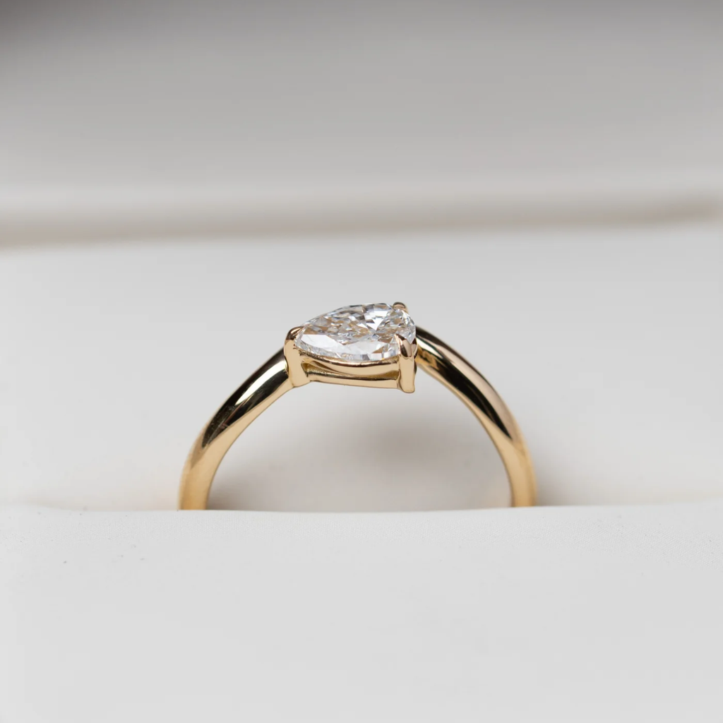 Sculptural Pear Diamond Ring in Solid Gold – 0.50 CT