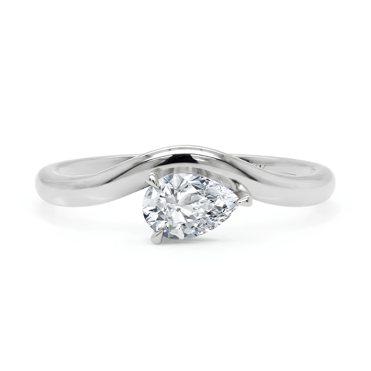 Sculptural Pear Diamond Ring in Solid Gold – 0.50 CT