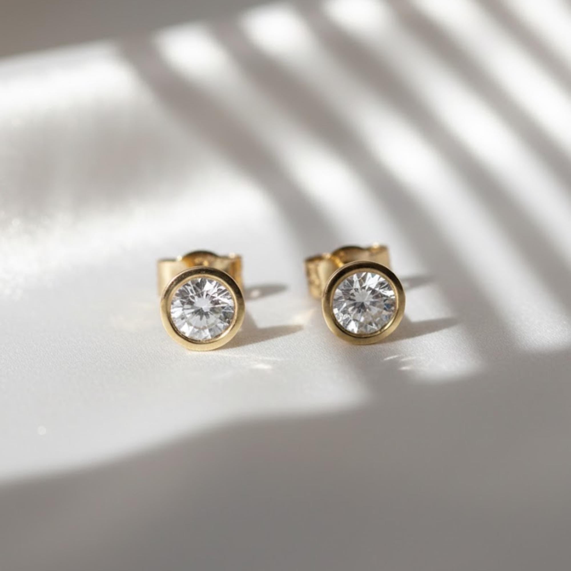 1 Carat Round Brilliant Cut Diamond Bezel Set Stud Earrings
