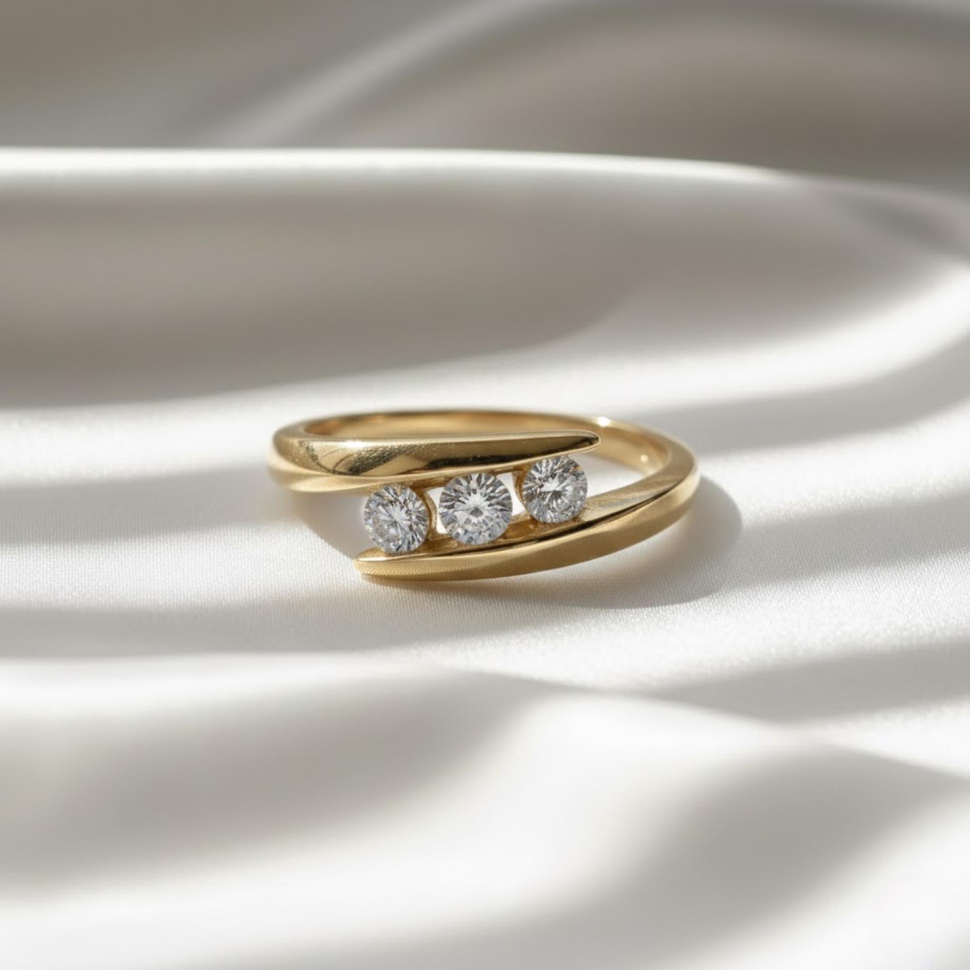3 Stone Diamond Crossover Ring 14K White Gold – Round Brilliant Cut 0.30 CTW G SI Fine Diamond Statement Ring