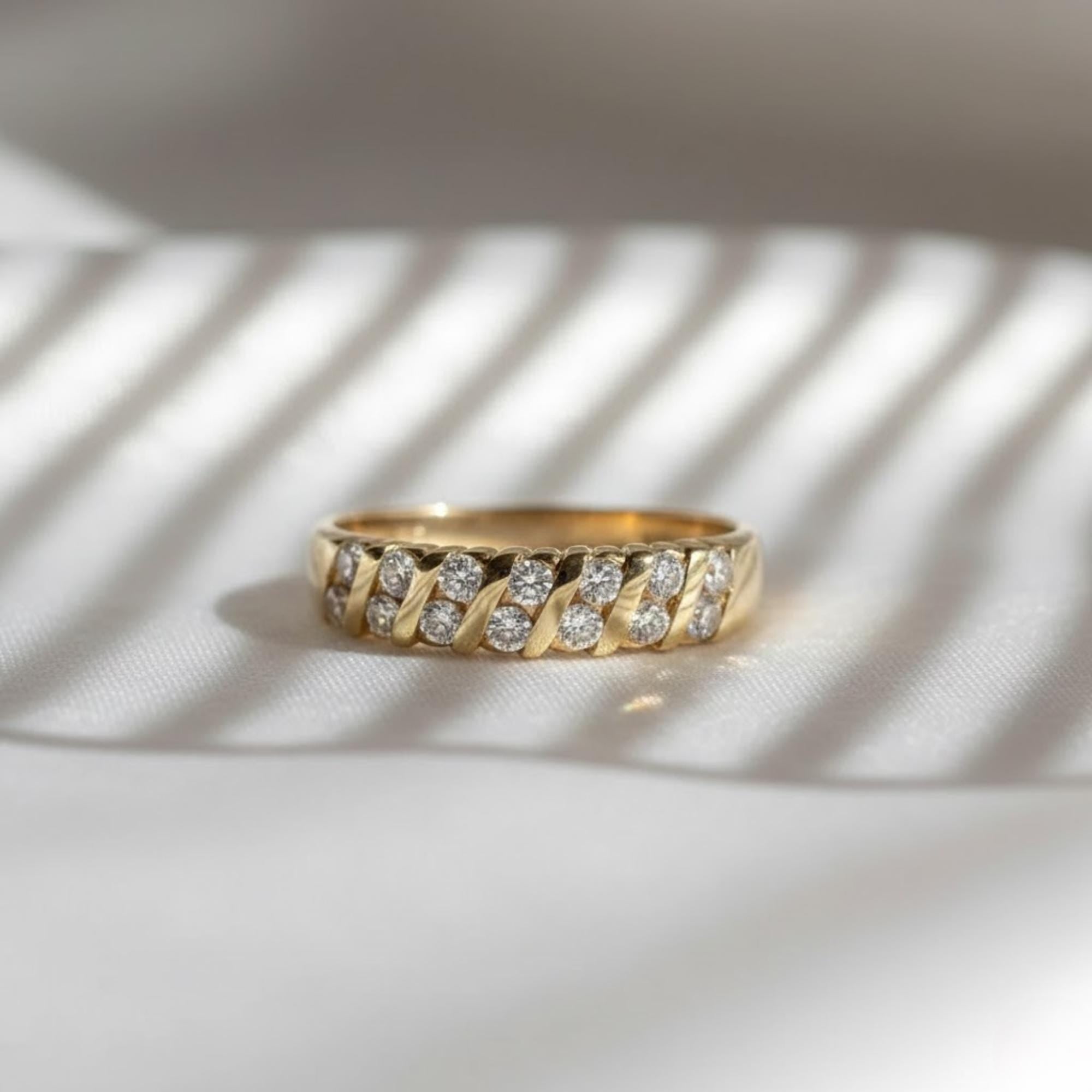 Lab Grown Diamond Slant Gemlock Set Band 14K Gold Ring E F VS1 Luxury Investment Jewelry