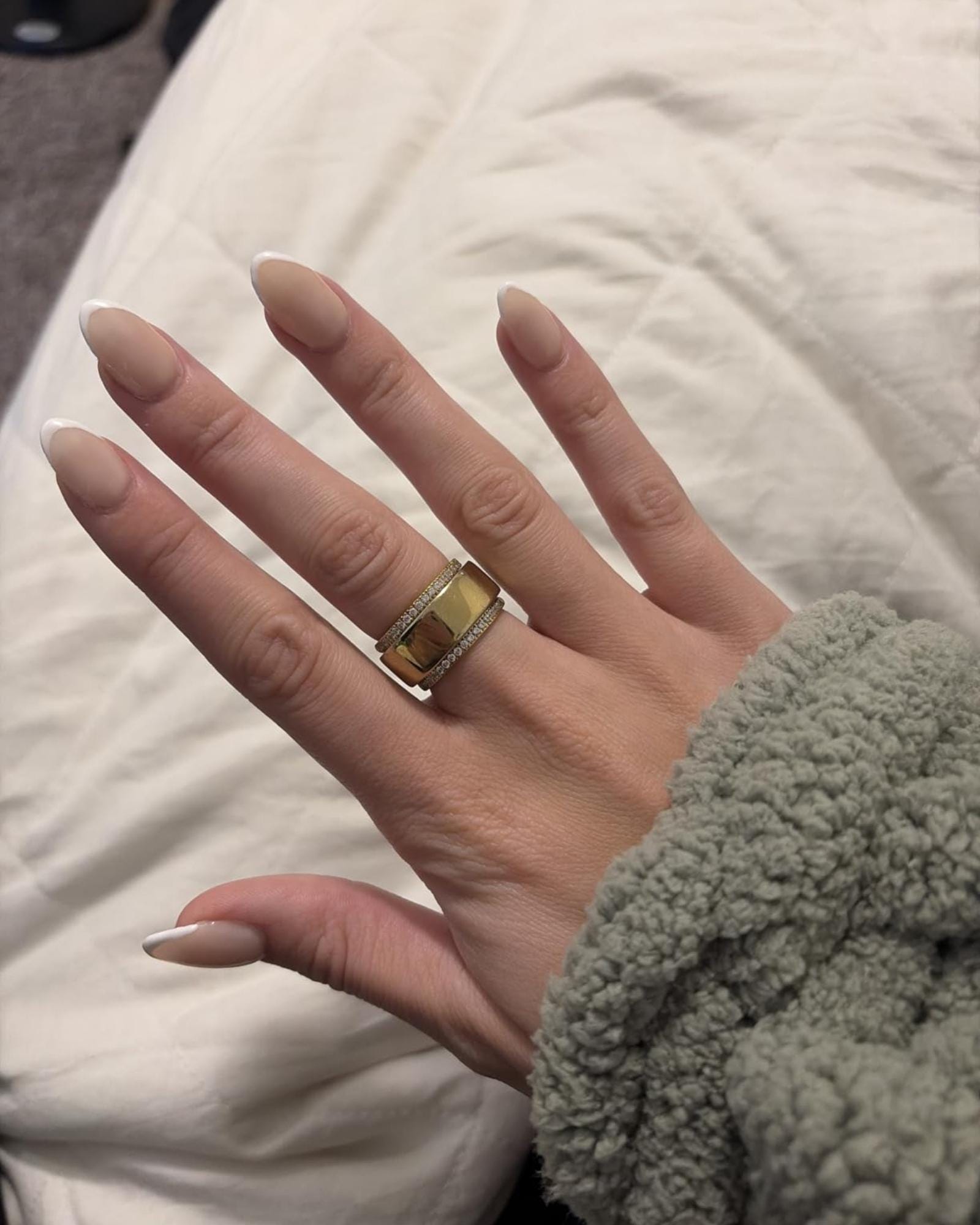 Oura Ring Accessory Dainty Eternity Band Pave Setting Delicate Ring CZ Wedding Luxurious Oura Ring Stackable Jewelry