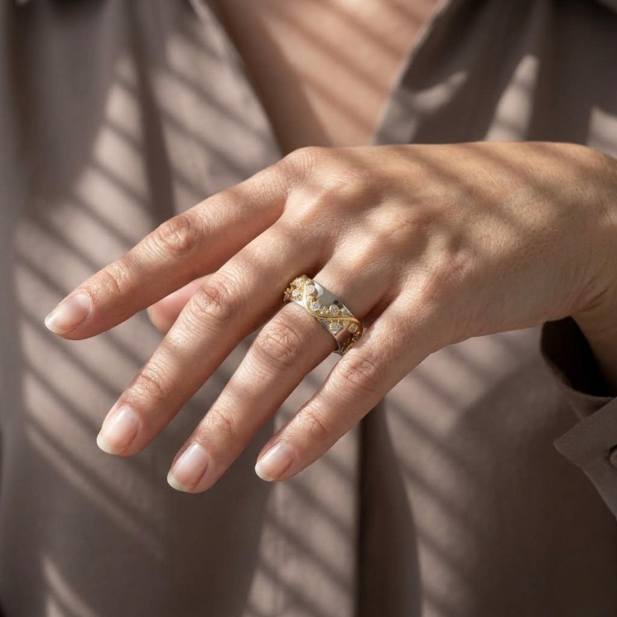 Oura Ring 5 Cover Moissanite Ring Enhancer Sterling Silver Gold Vermeil Wavy Bezel Smart Ring Jacket
